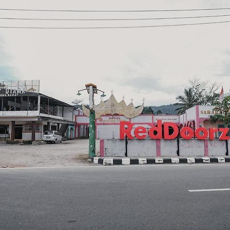 Reddoorz Syariah Near Kebun Raya Liwa Hotel Negarabatin Екстериор снимка