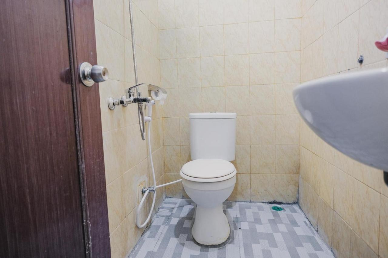 Reddoorz Syariah Near Kebun Raya Liwa Hotel Negarabatin Екстериор снимка
