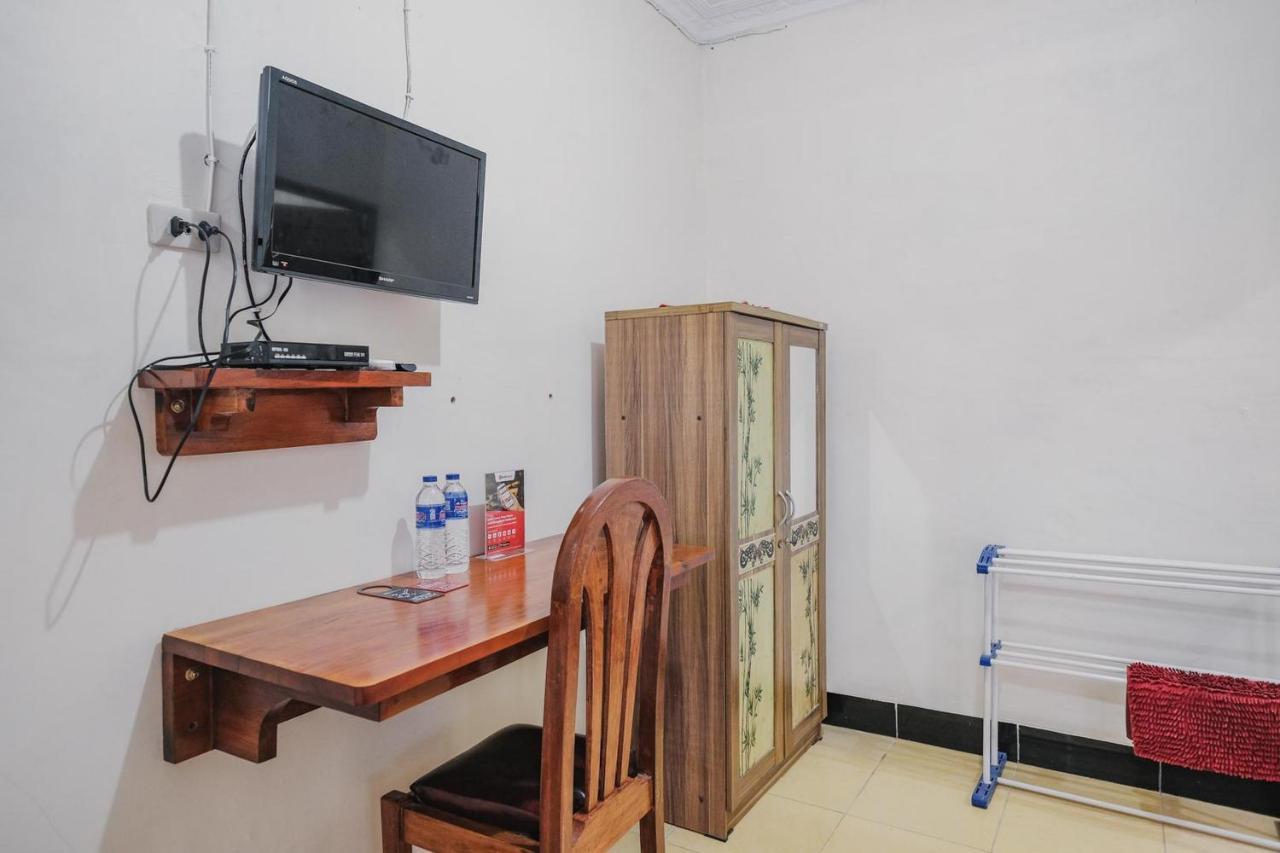 Reddoorz Syariah Near Kebun Raya Liwa Hotel Negarabatin Екстериор снимка